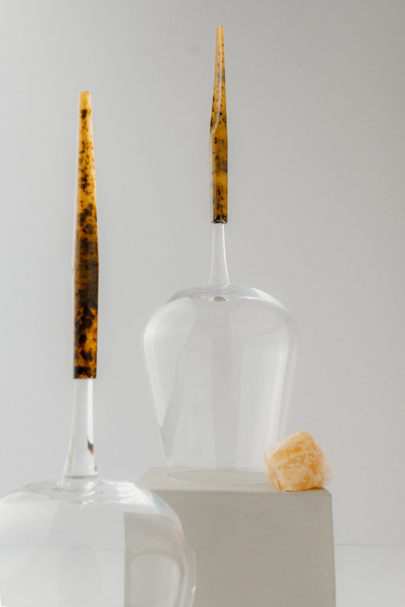 Pointer Wine Glass - Golden Amber