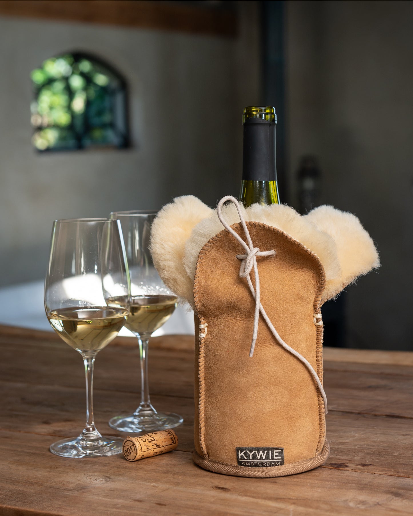 Kywie - The Wool Wine Cooler - Sparkling Wine - Camel