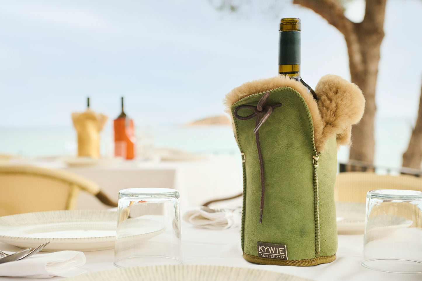 Kywie - Der Weinkühler aus Wolle - für Schaumwein