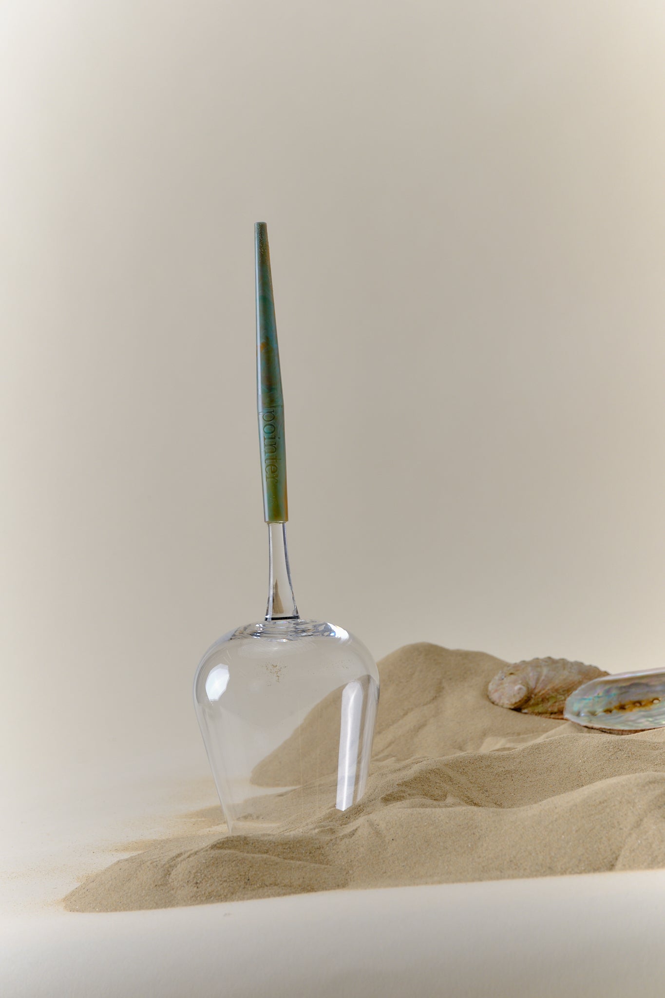 Pointer Wine Glass - Green Onyx