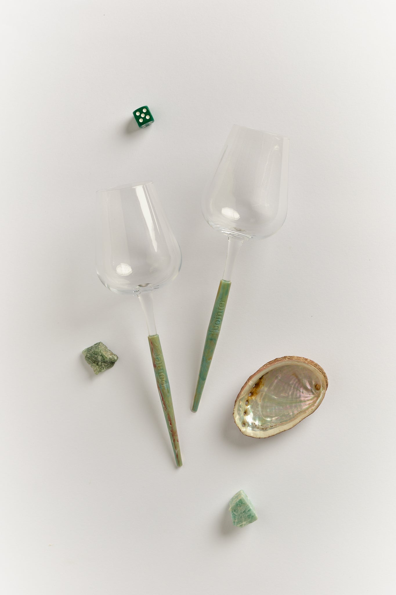 Pointer Wine Glass - Green Onyx