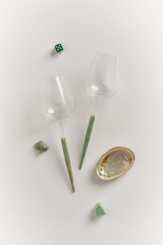 Pointer Wine Glass - Green Onyx