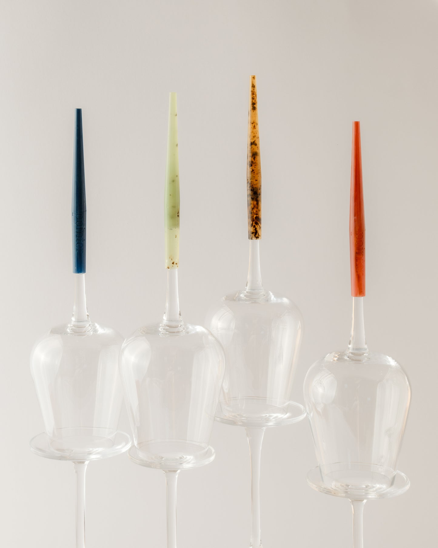 Pointer Wine Glass - Mix & Match