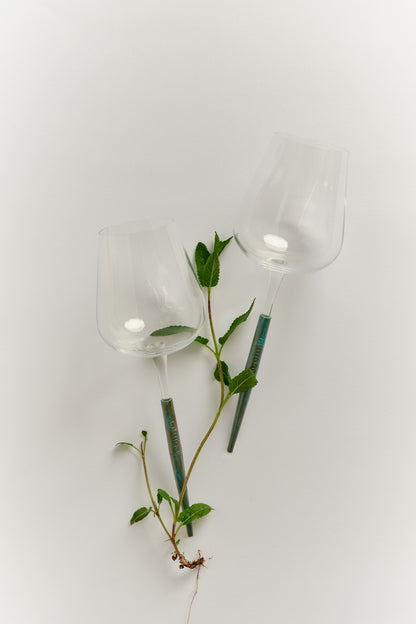Pointer Wine Glass - Green Onyx